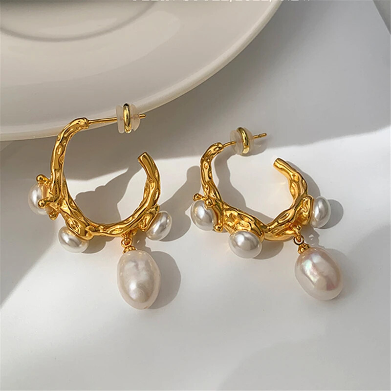 2024 Vintage Baroque Pearl Pendant Women's Earrings Metal Geometric Large Earrin