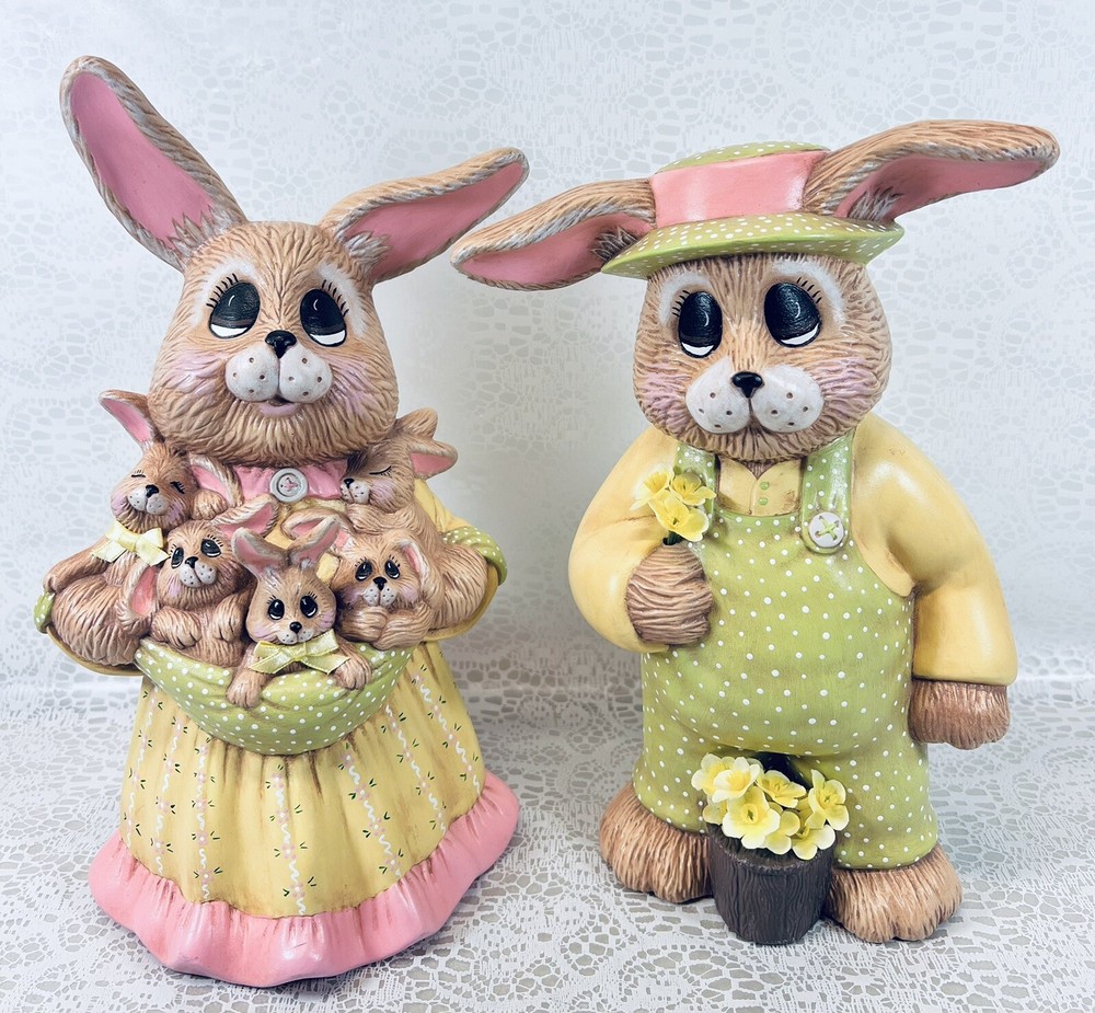 1990 Vintage Ceramic Bisque Easter Bunnies Mr. & Mrs. Peter Rabbit with Babies