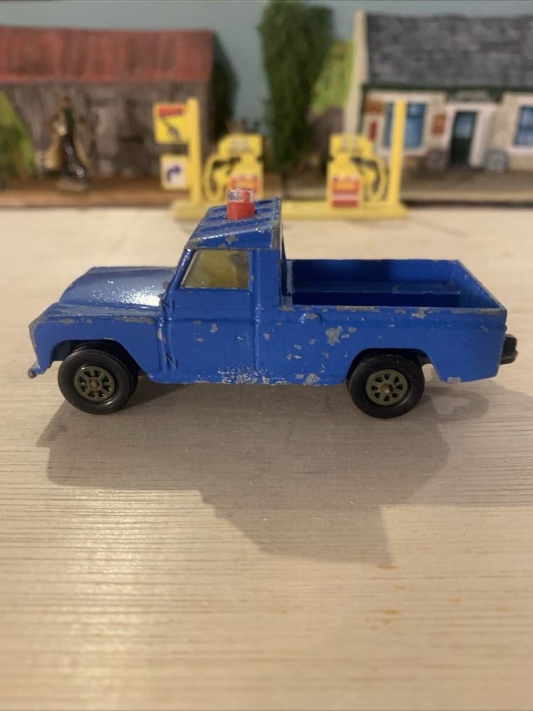 Corgi Toys Whizzwheels Land Rover 109 WB Diecast Model Car