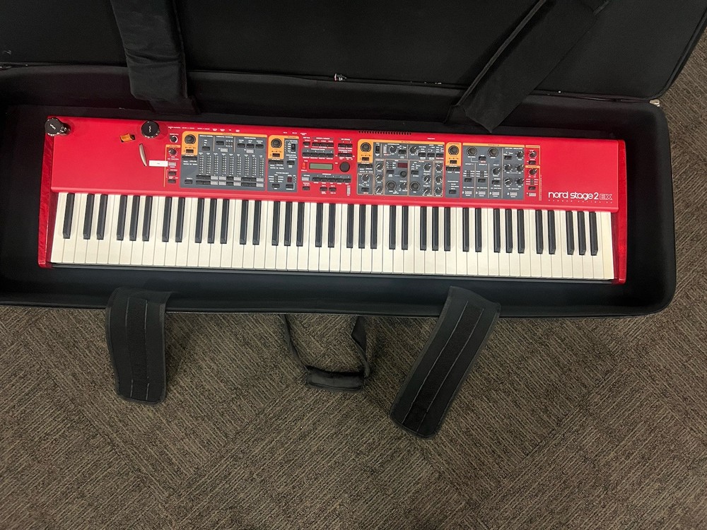Nord Stage 2 EX 88 Keyboard, 88 Fully Weighted keys, includes hard case