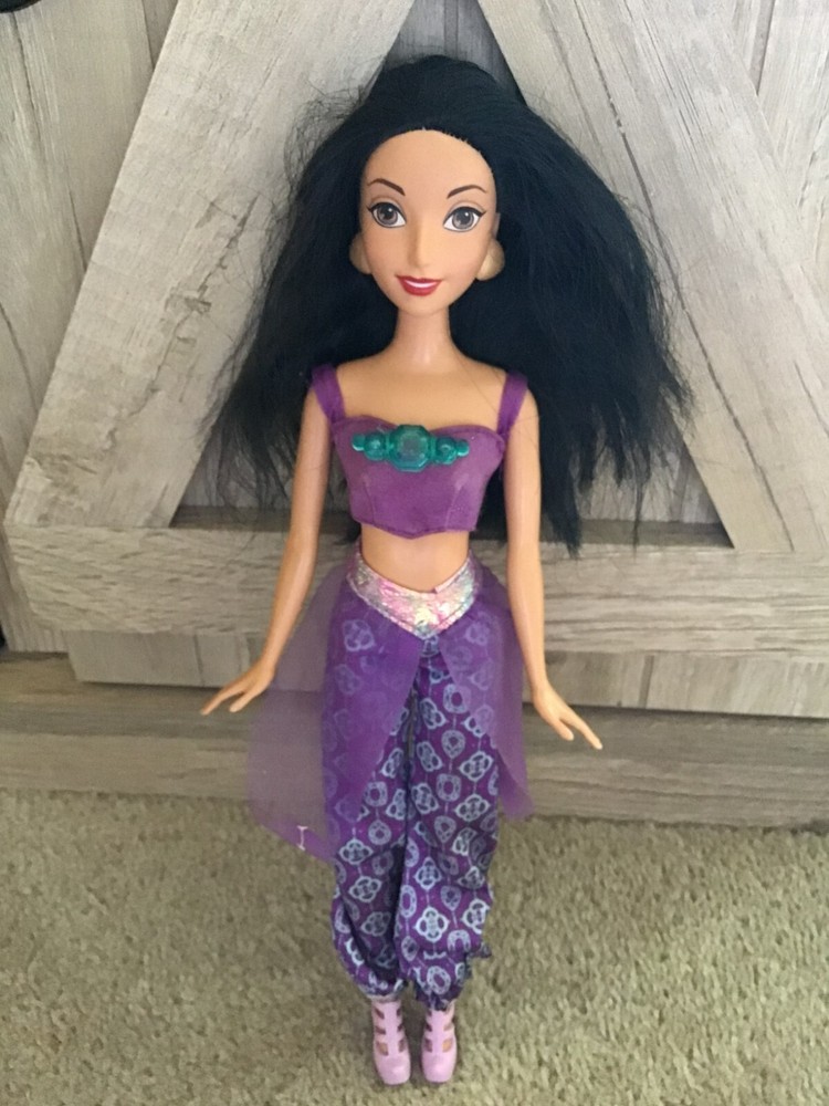 2006 Disney Mattel Aladdin Jasmine Doll in Purple Outfit Barbie High Heel Shoes