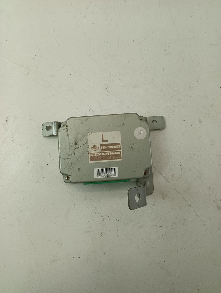 2004-2007 NISSAN ARMADA transfer case computer module 33084-7S115
