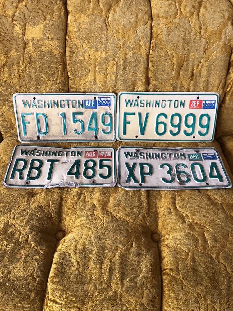 Vintage Washington Auto License Plates Lot Of (4) Green & White