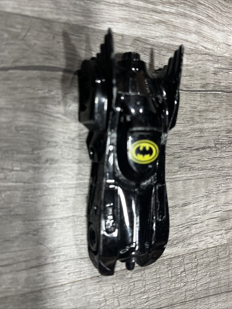 Vintage 1989 ERTL Batmobile Batman Diecast Toy Car DC Comics