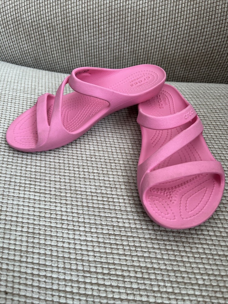 Crocs Kadee II Sandals Women’s Size 6, Pink. Rubber