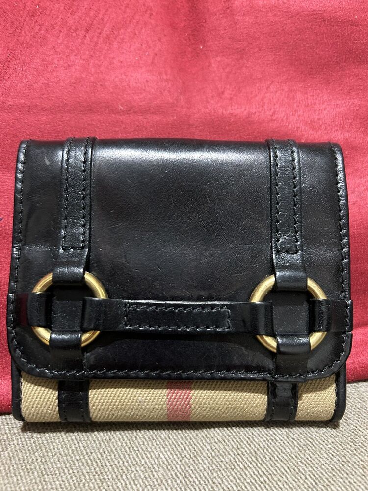 Burberry Classic Nova Check Leather Wallet made in Italy