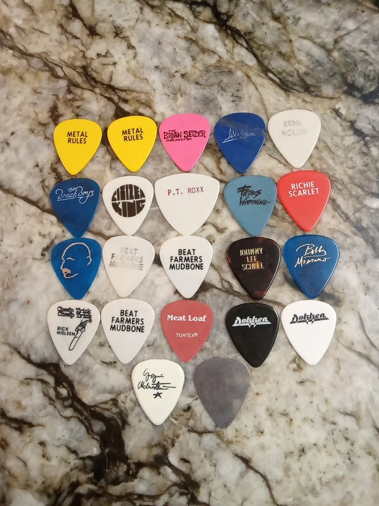 Lot of 22 Vintage Guitar Picks! Brian Seltzer Orchestra Meatloaf Metal Rules