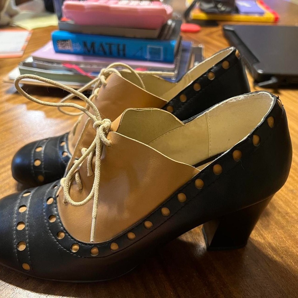 Tan Lace Up Oxford Heels Vintage Chunky Round Toe Pumps Brogues Wingtip Sz 9