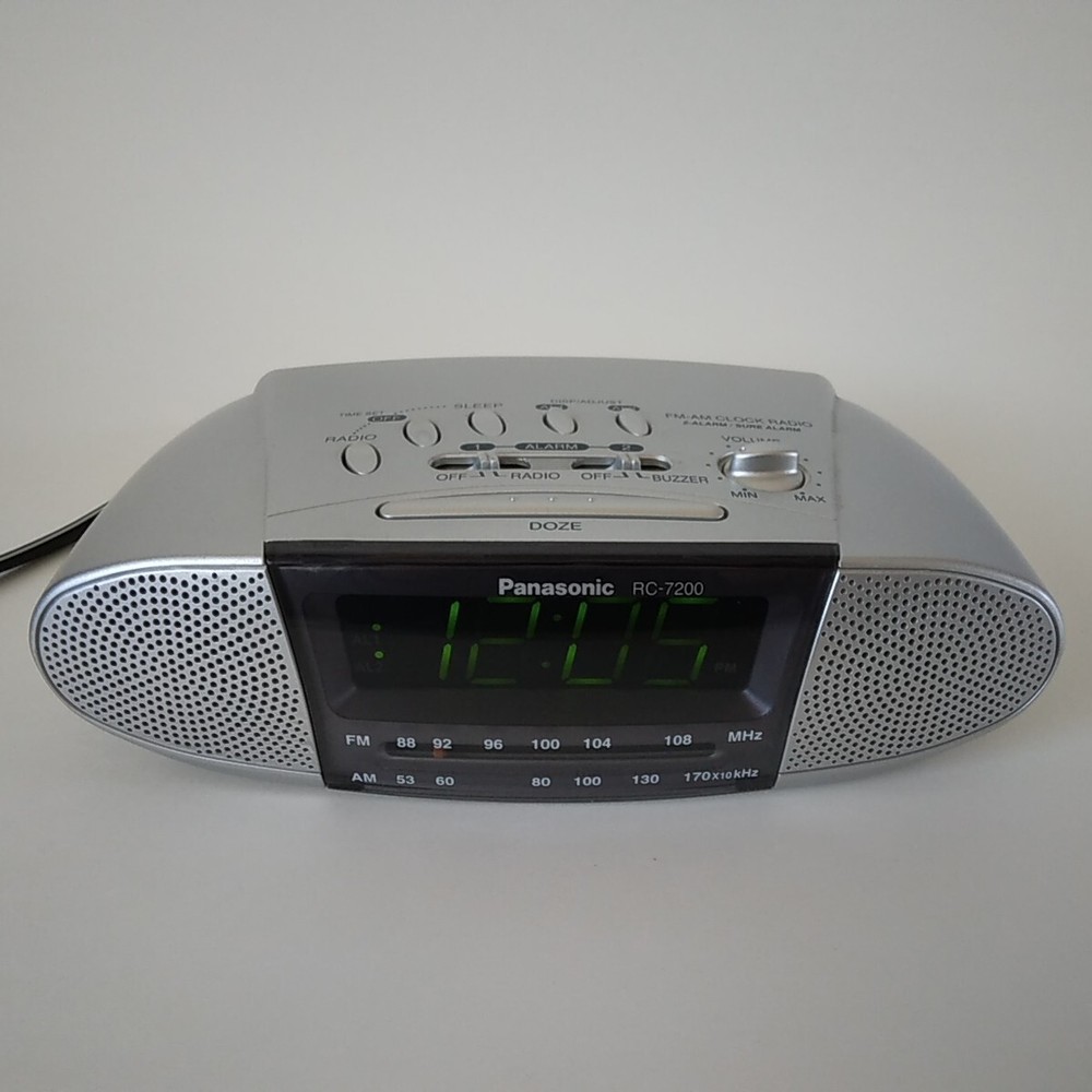 Vintage Panasonic RC-7200 Dual Alarm Clock with AM/FM Radio Green Digits Tested Works