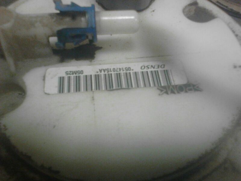 07-16 Jeep Compass Fuel Pump Assembly FWD OEM 1340145