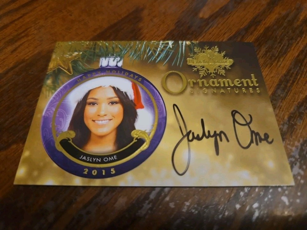 Benchwarmer 2015 Jaslyn Ome Happy Holidays Ornament Signatures Autograph Playboy