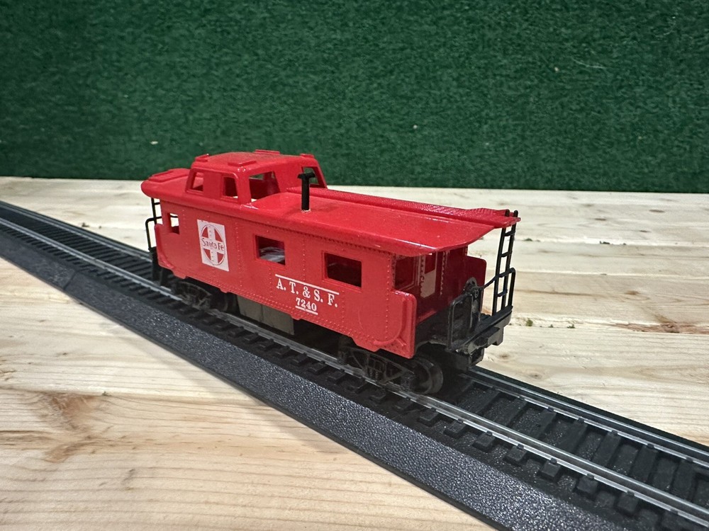 TYCO HO Scale Santa Fe Caboose Model 1 for Train Sets