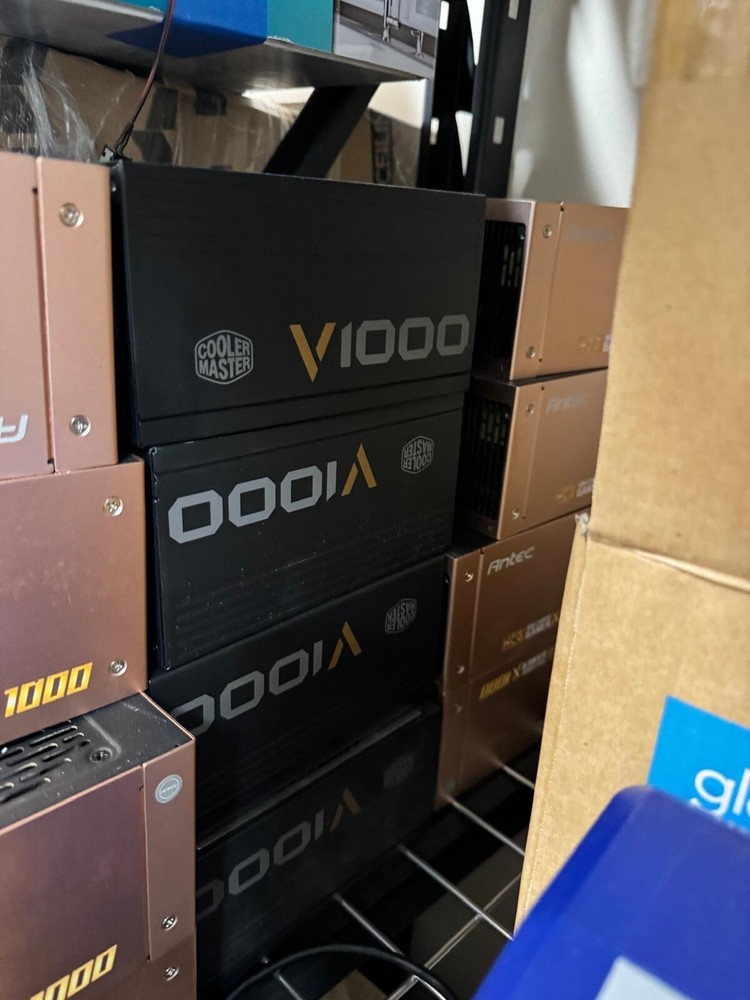 Cooler Master V1000 PSU 80+ PLUS Gold Certified 1000W ATX Power Supply Modular