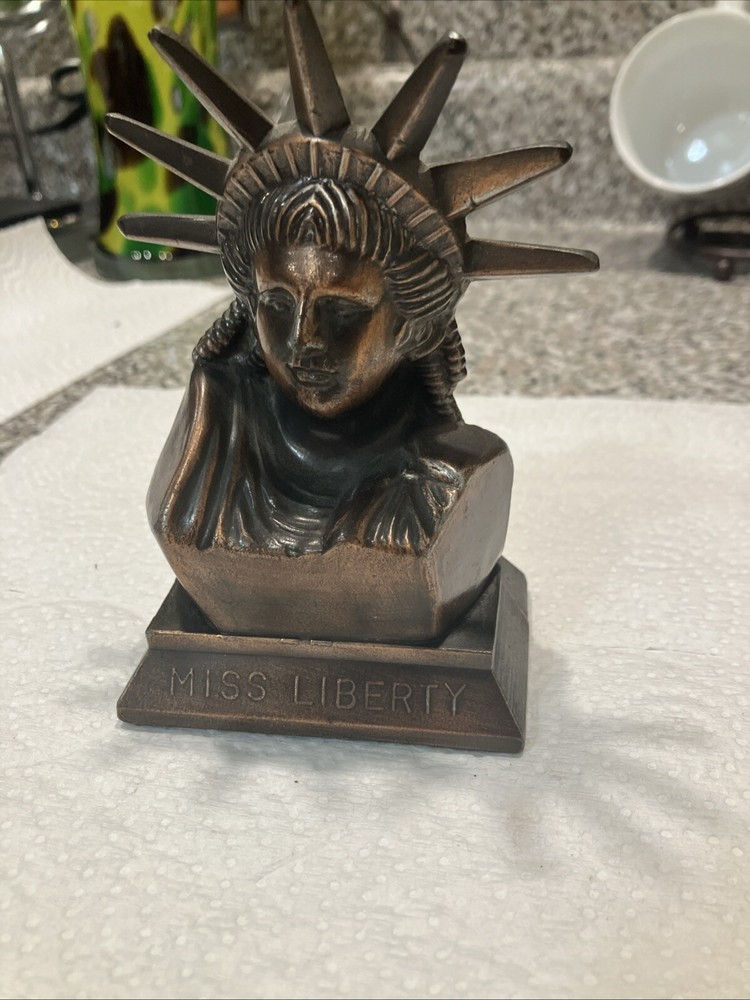 Vintage Seville USA Statue of MISS Liberty Metal cast
