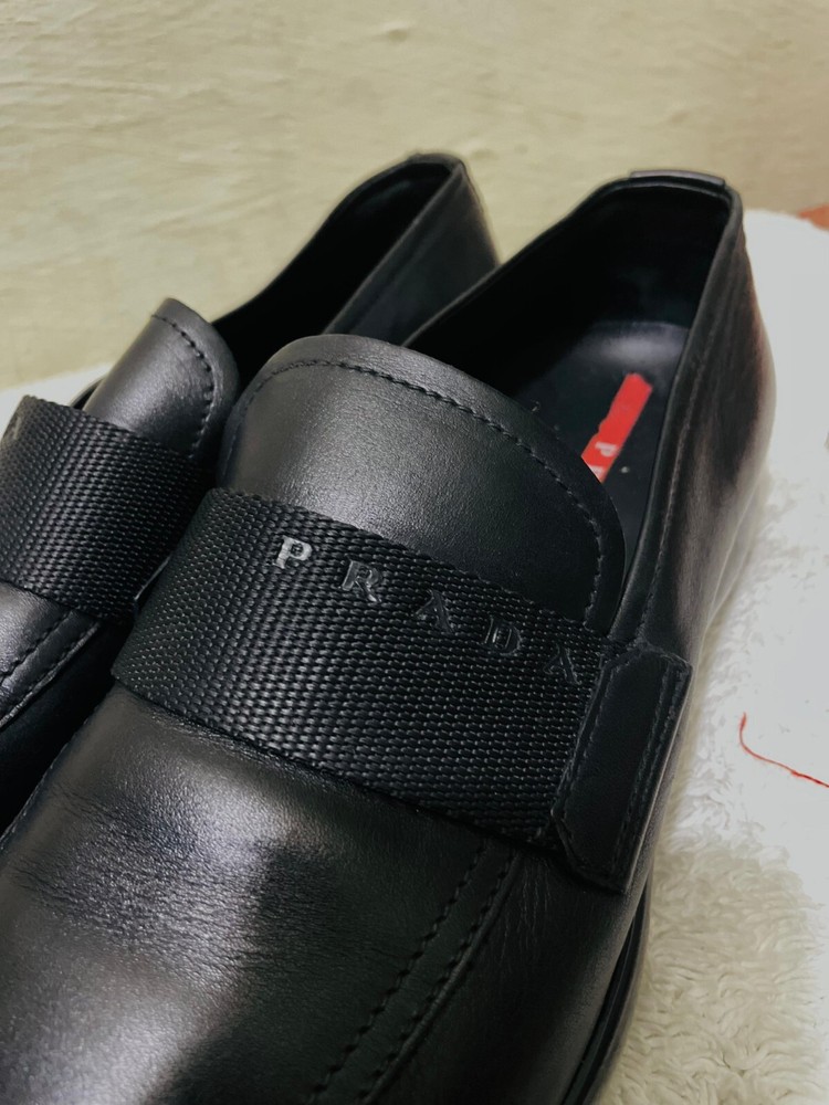 Prada Black Leather Loafers Size 8 EU 34 D 1075