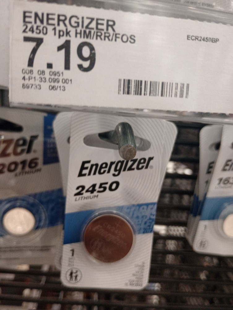 Energizer CR2450 (1  in  1 pack)  Lithium 3V Battery -  Expiration 3/2033