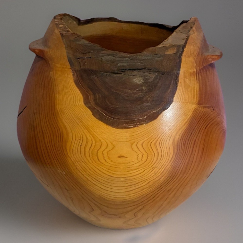 Leonard Mullqueen Large Signed Cedar Hand Turned Wood Vessel Bowl