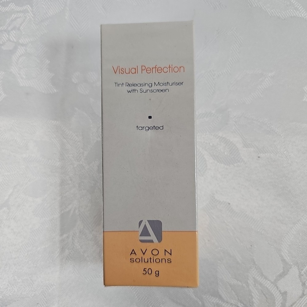 Avon Visual Perfection Tinted Moisturizer with SPF 50g-image