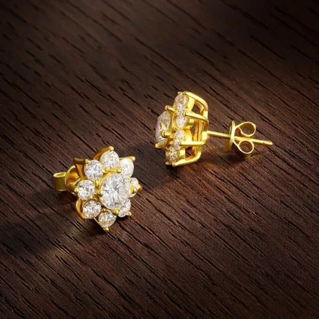 2Ct Round Cut Simulated Diamond Flower Womens Stud Earring 14KYellow Gold Plated
