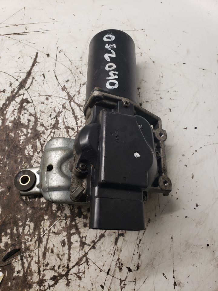 05-07 Chevy Malibu Rear Wiper Motor Replacement 1346598