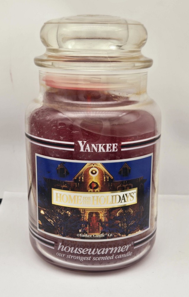 Yankee Candle 22oz Home for the Holidays Housewarmer Jar Black Band Candle