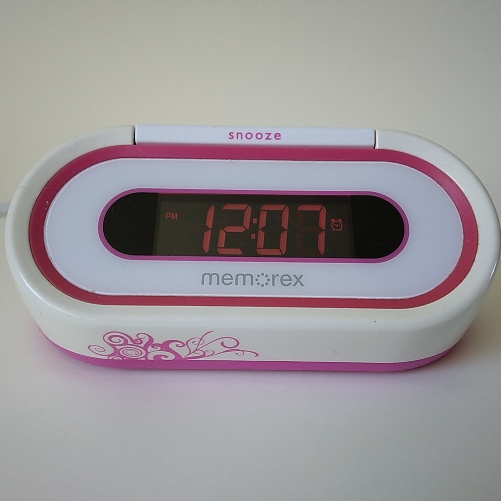 Memorex W207-PINK Alarm Clock Radio Red LED Display-Pink-Corded-Tested Works