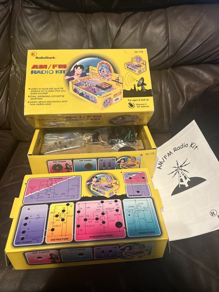 Vintage Radio Shack AM/FM Radio Kit 28-179 Build Yourself NEW OPEN BOX