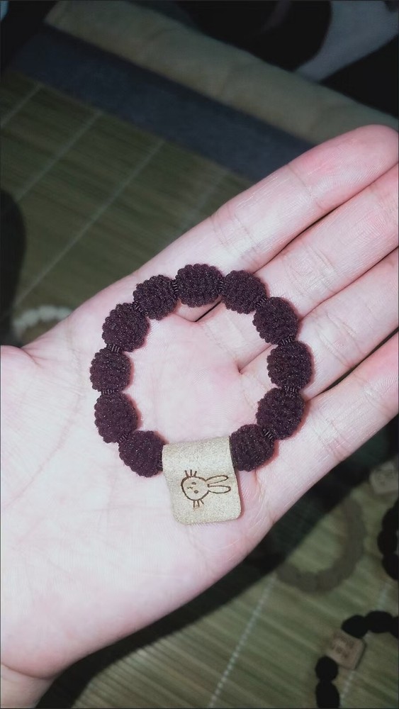 Women’s high-elastic hair tie rubber band for everyday styling