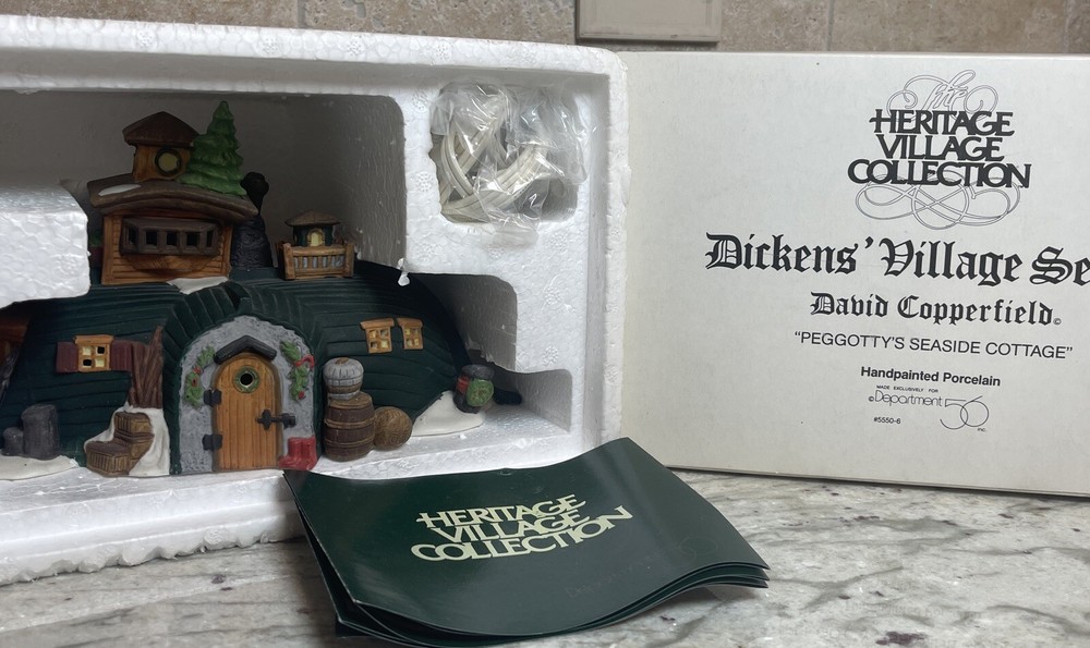 Dept 56 Dickens Village David Copperfield Peggotty's Seaside Cottage 55506 with Original Box