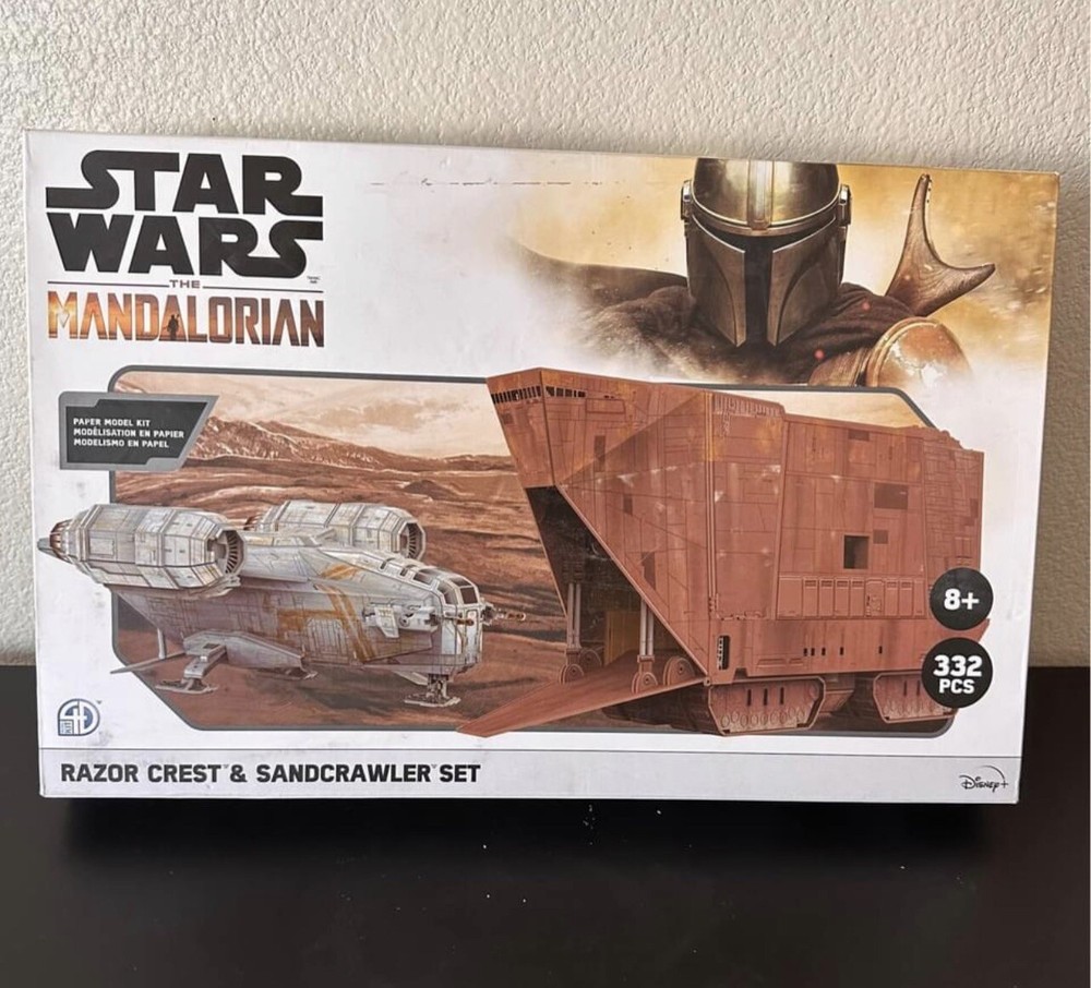 Star Wars Paper Model Kit 332 Pcs. Mandalorian Razor Crest and Sandcrawler Set