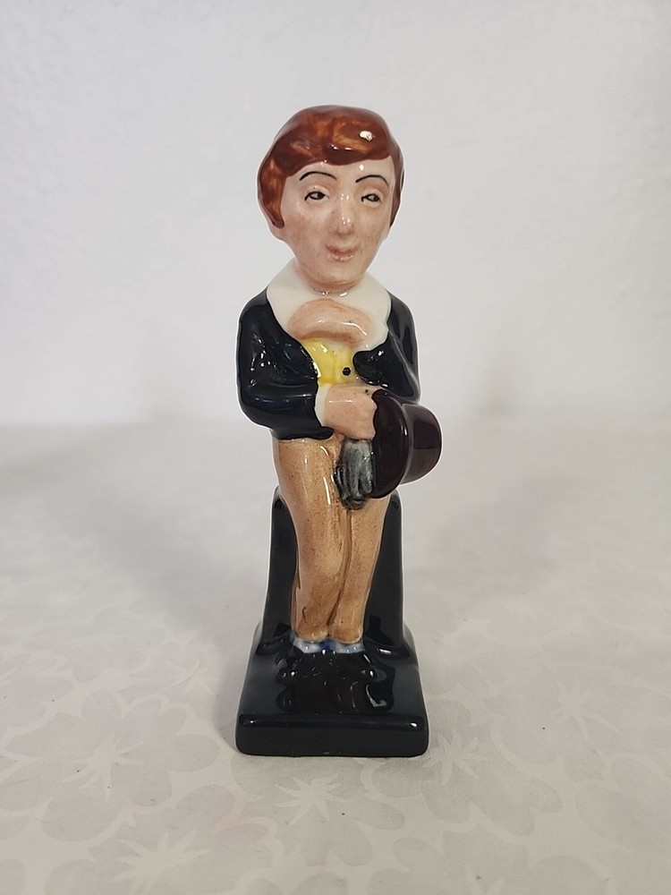 Royal Doulton David Copperfield 4.5-inch Porcelain Collectible Figurine