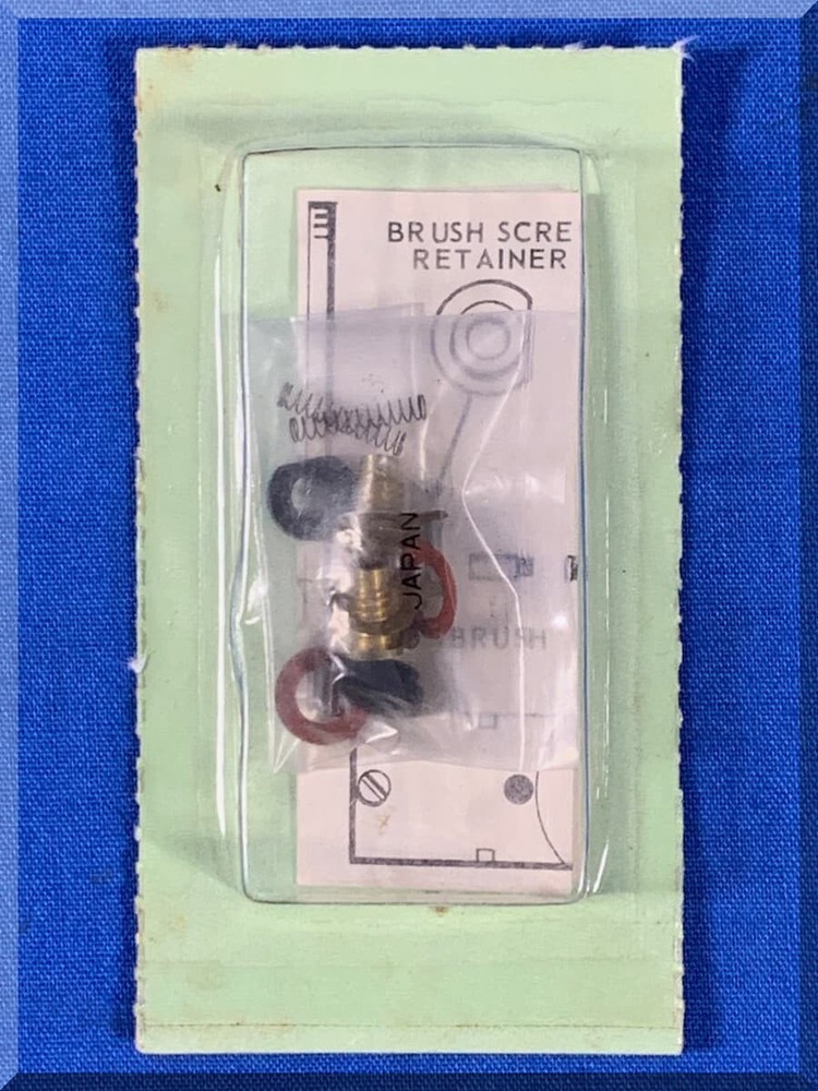 ATLAS SLOT CAR RACING CHASSIS PARTS REPLACEMENT BRUSH ASSEMBLY #1570-6C LIL BOMB