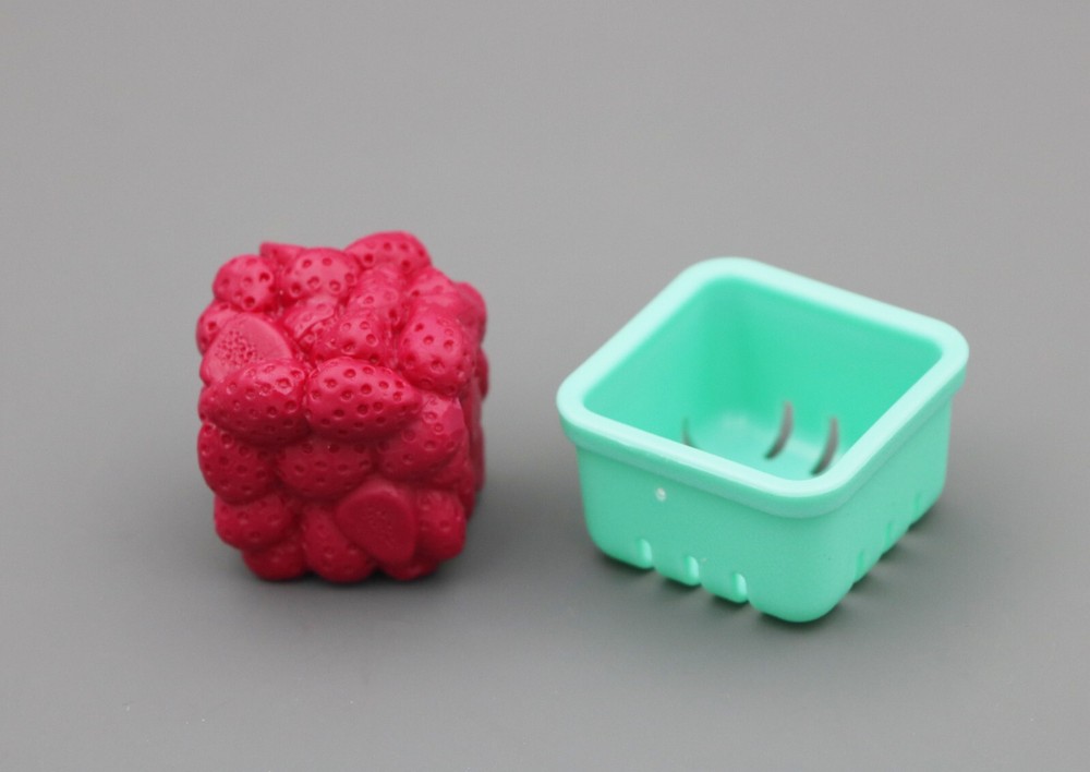 American Girl Lea's Fruit Stand with strawberry cluster and green basket for 18-inch doll