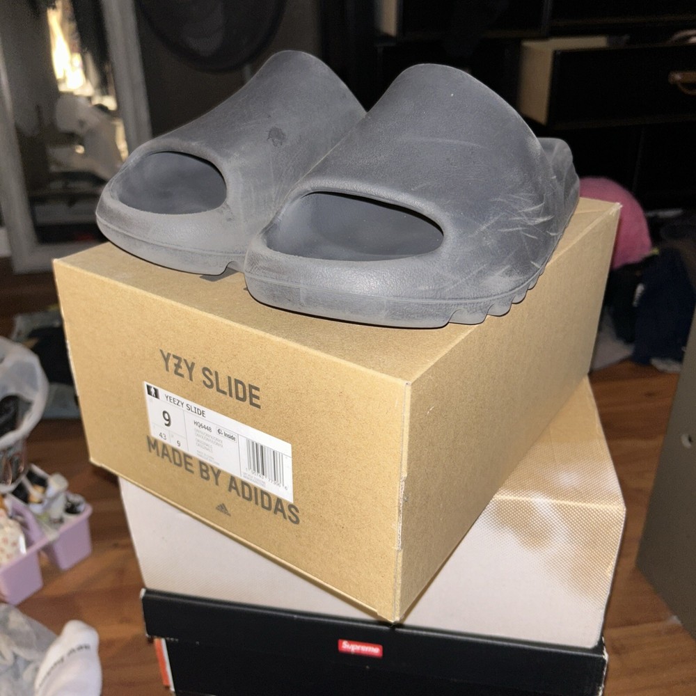 Yeezy Slide Onyx