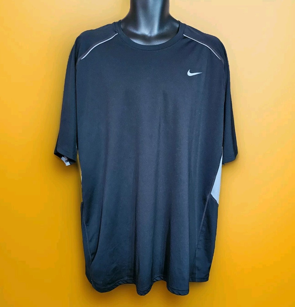 Nike Black Dri-Fit Men’s 2XL Training Running Short Sleeve Shirt EUC