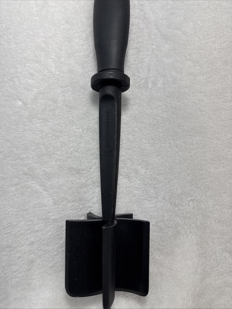 Pampered Chef Mix N Chop Meat Masher Tool for Ground Beef Hamburger Black