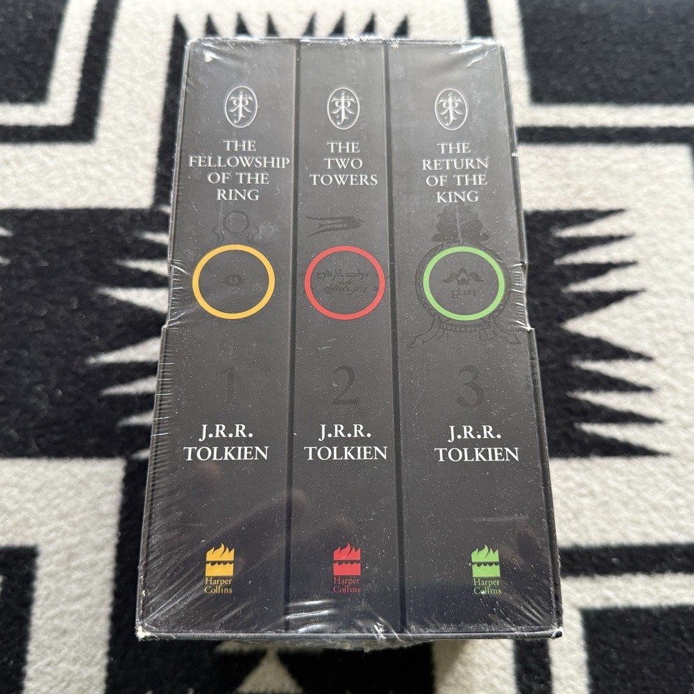 THE LORD OF THE RINGS (3 BOOKS) By J. R. R. Tolkien Box Set