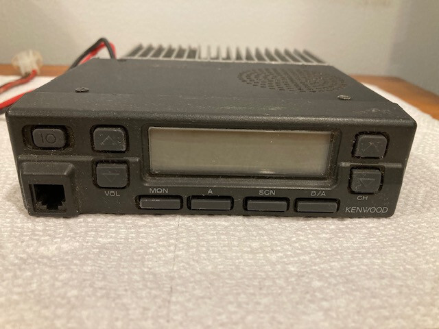 KENWOODTK-860H 35 WATT UHF TRANSCEIVER