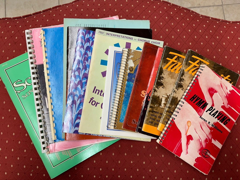 FREE SHIPPING! Huge Lot of Vintage Church Gospel Music Books Piano And Voice-image
