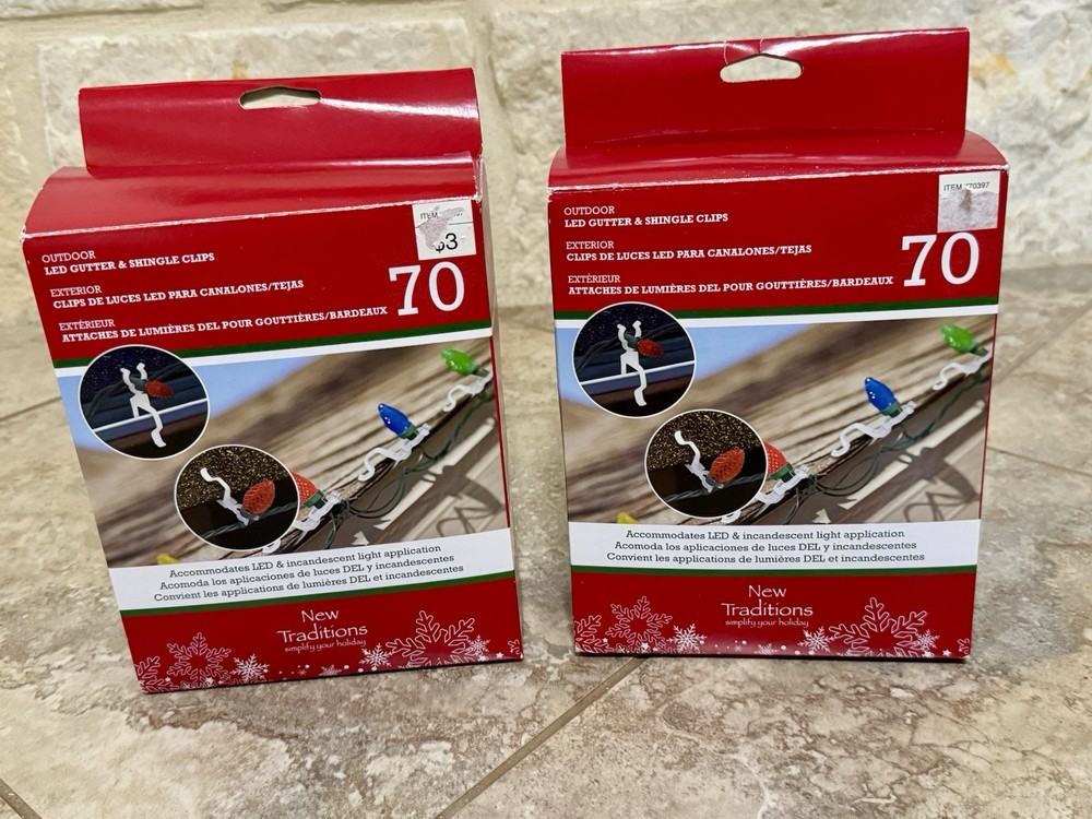 70ct Outdoor Christmas Light Clips - 2 Packs New in Box Roof & Gutter Holders