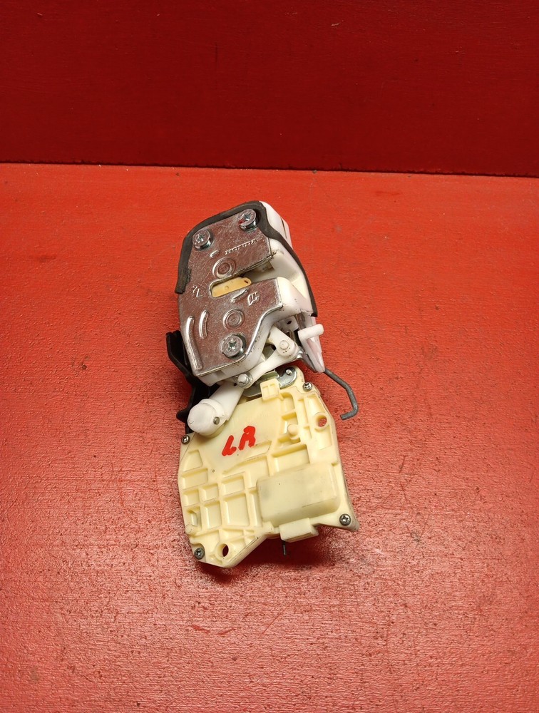 2001-2006 Acura MDX Rear Left Door Latch Lock Assembly 72650-S3V-A01