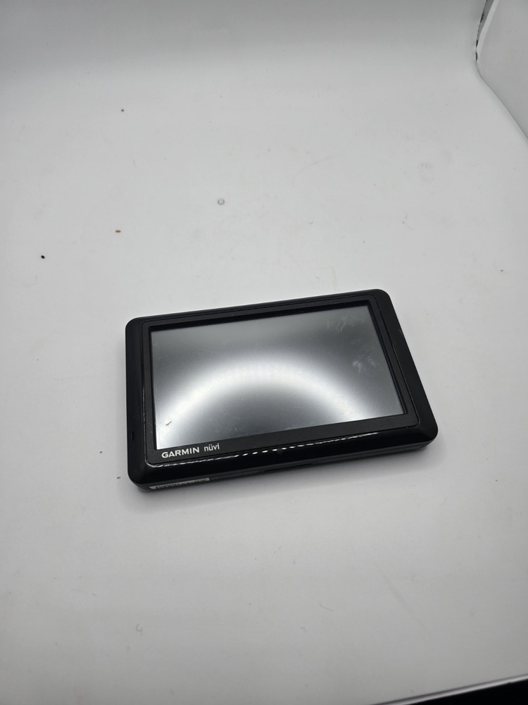 Garmin Nuvi 1490T Bluetooth GPS Navigator with Traffic Alerts