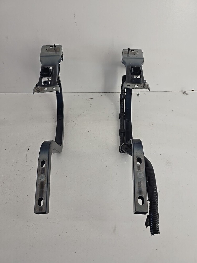 MAZDA 3 2014-2016 Trunk Hinge Left Driver Side OEM Part