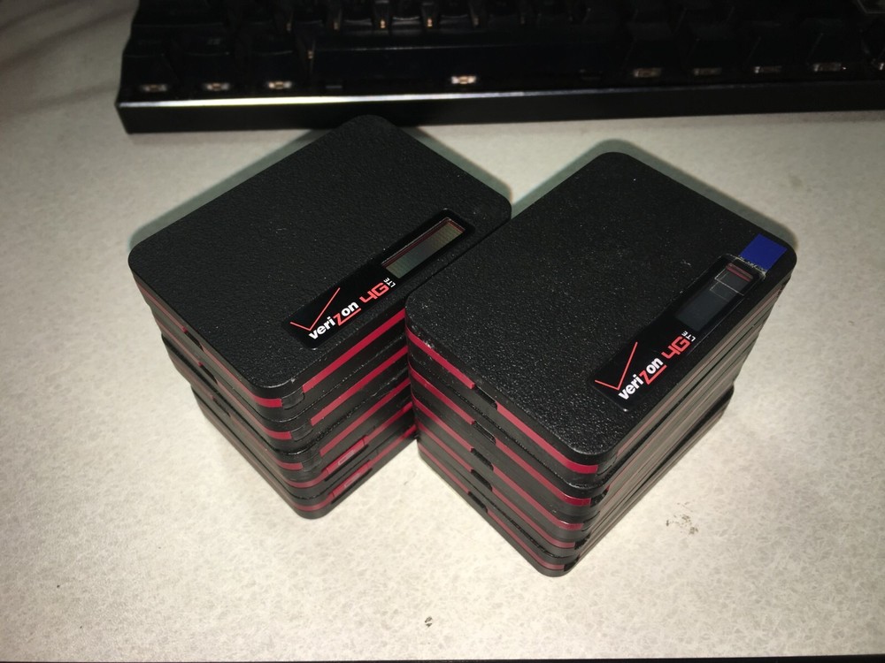 Lot of 10 Verizon 4G LTE MHS700L Mobile Hotspot - Very Good Condition