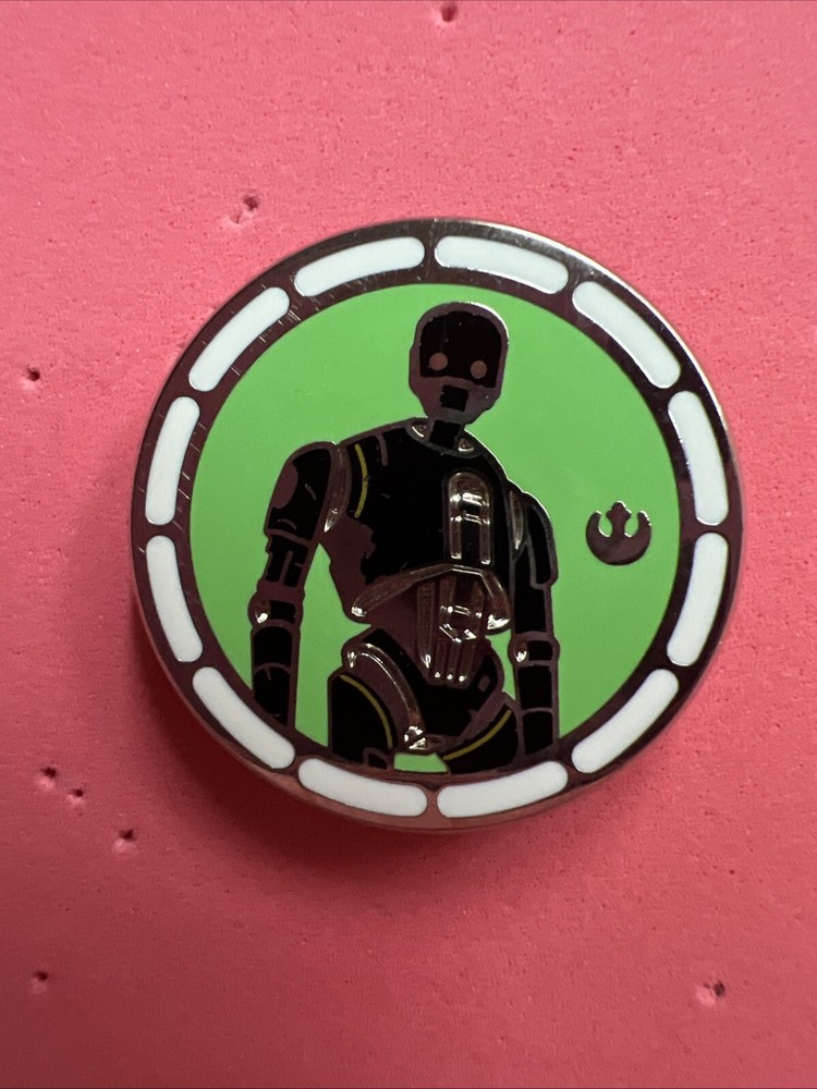 Disney Pin 2020 Cast Hidden Mickey Star Wars Droids K-2S0