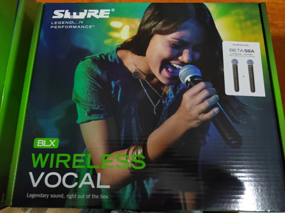 New Wireless Vocal System SHUR BLX288 / Beta 58A w/2 BETA58 Microphones Express