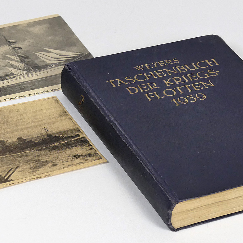 1939 U-Boat Identification Handbook with 1023 Submarine Photos Pre-WWII