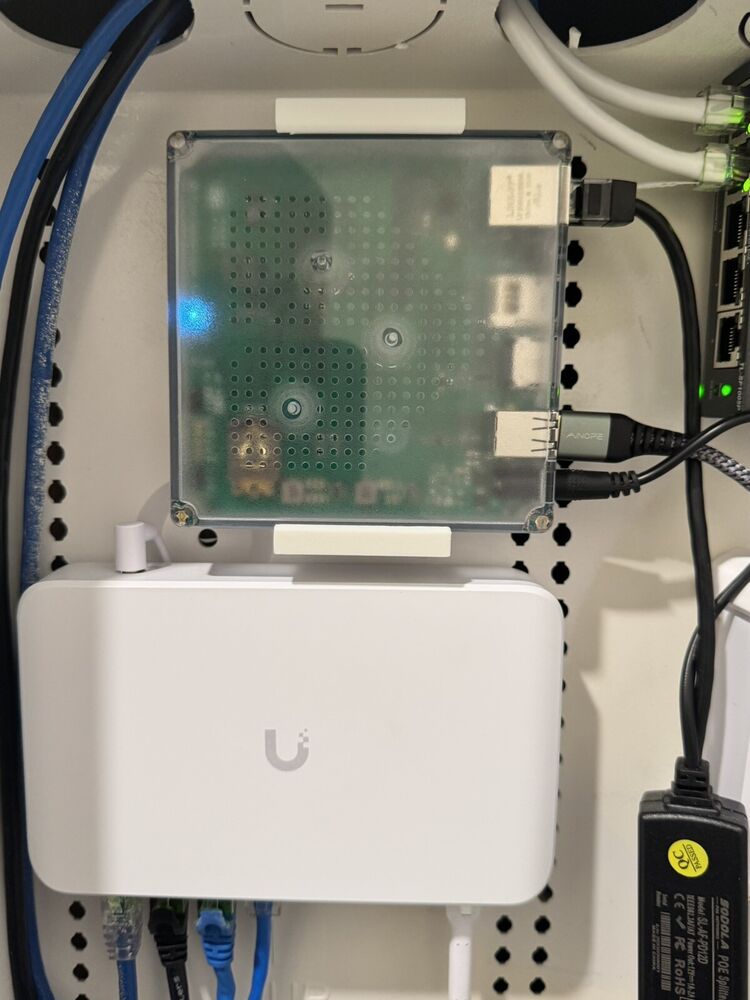 Wall Mount for Home Assistant Green – Sleek & Durable Holder for Smart Home Hub!