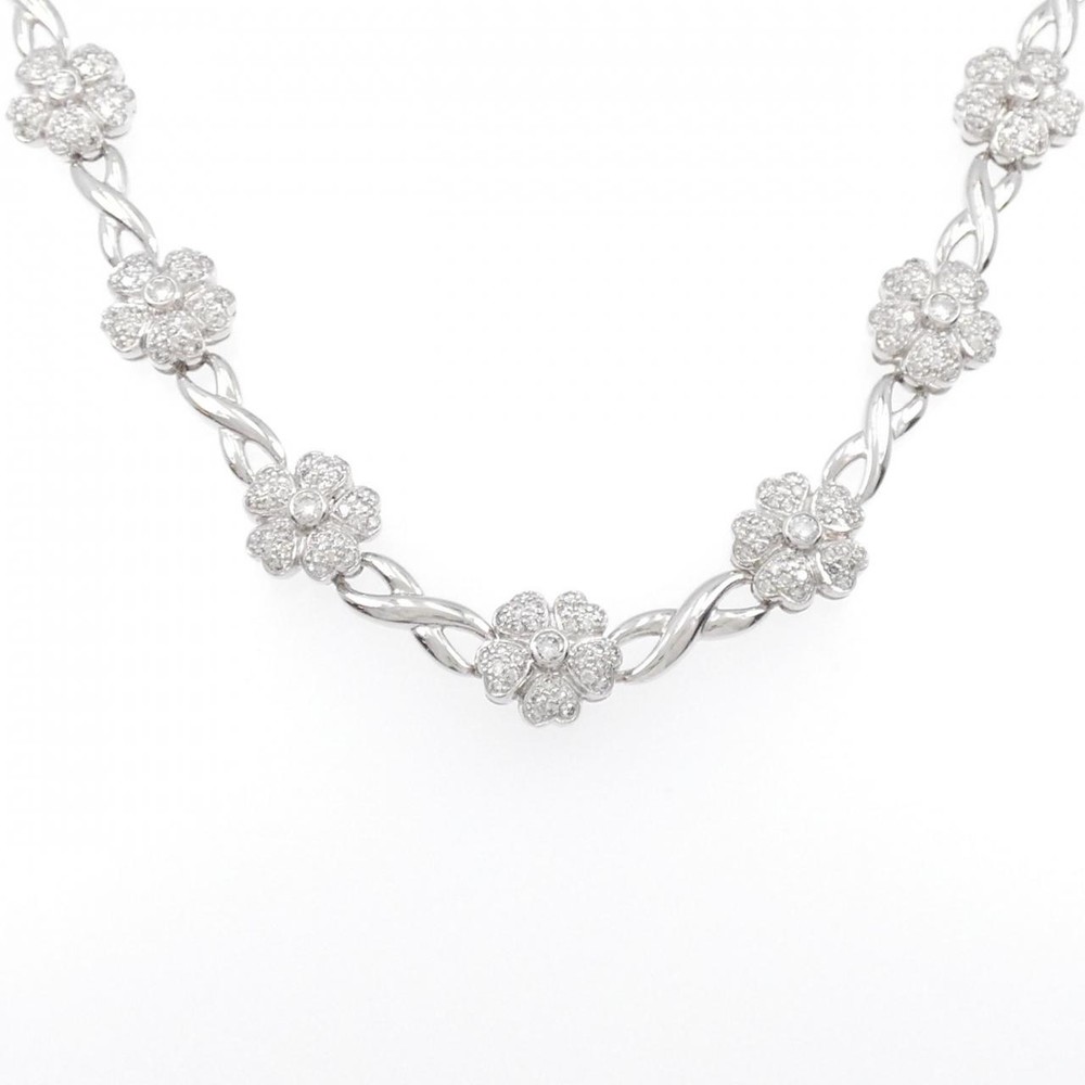 Authentic K18WG Flower Diamond Necklace 2.01CT  #270-003-965-1348