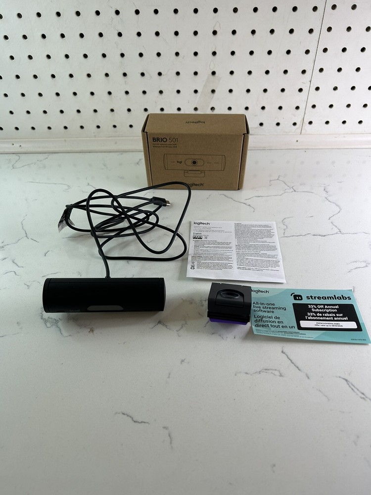 Logitech Brio 501 Full HD Webcam Auto Light Correction USB-C Open Box